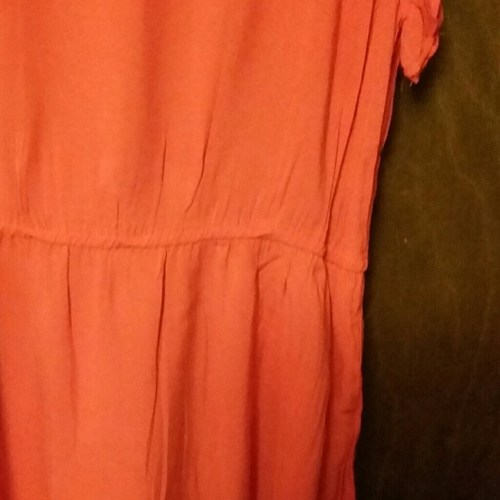 BCBG GENERATION Red Ruffle Sleeve Dress -Large - Picture 3 of 7